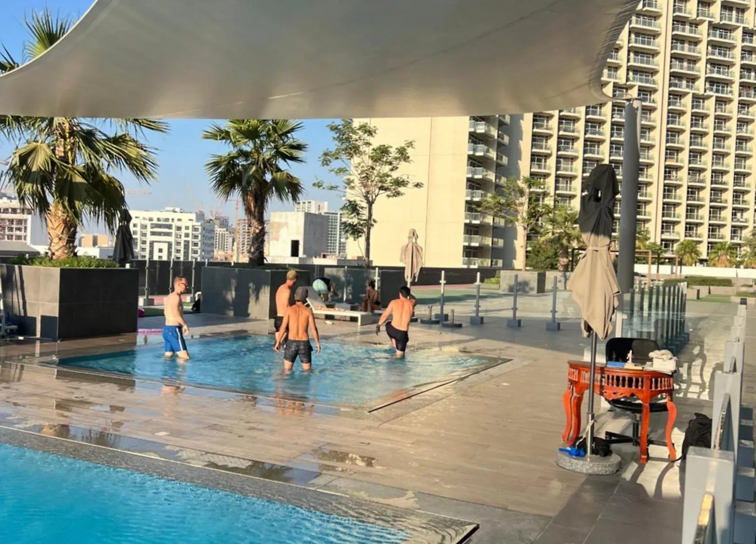 Bloom Luxury Holiday Home Dubai Guest house