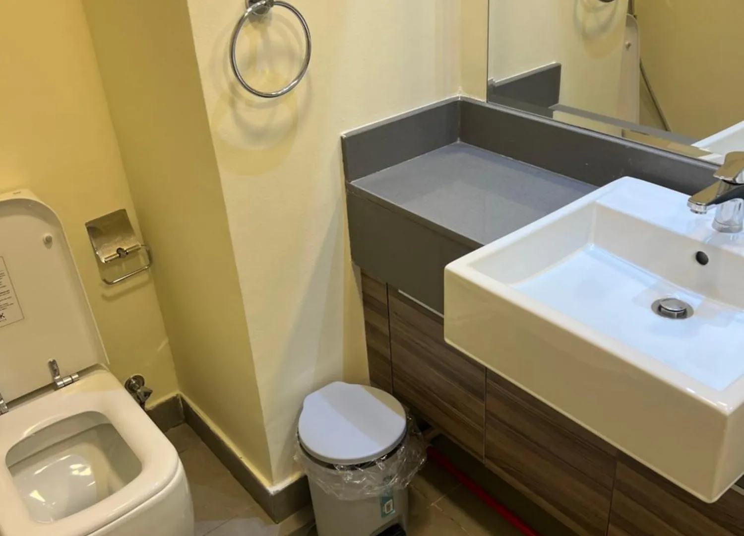 Bloom Luxury Holiday Home Dubai Guest house